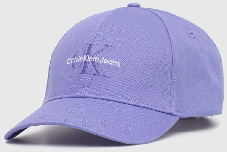 Bavlnená šiltovka Calvin Klein Jeans fialová farba, s nášivkou, K60K612317