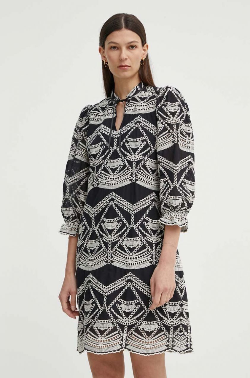 Bavlnené šaty Bruuns Bazaar ArvensisBBAbami dress čierna farba, mini, áčkový strih, BBW3919