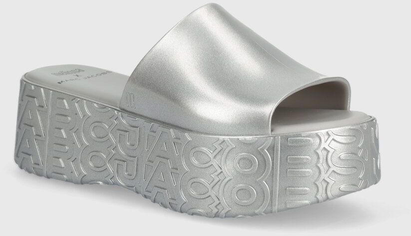 Šľapky Melissa BECKY + MARC JACOBS AD dámske, strieborná farba, na platforme, M.33968.AQ980