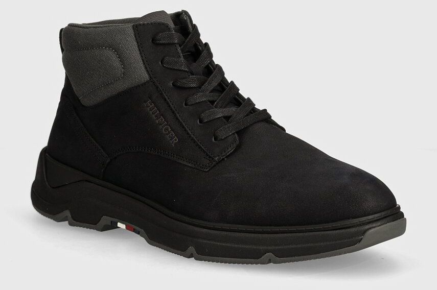 Topánky Tommy Hilfiger HILIFGER NUBUCK HYBRID CHUKKA pánske, čierna farba, FM0FM05108