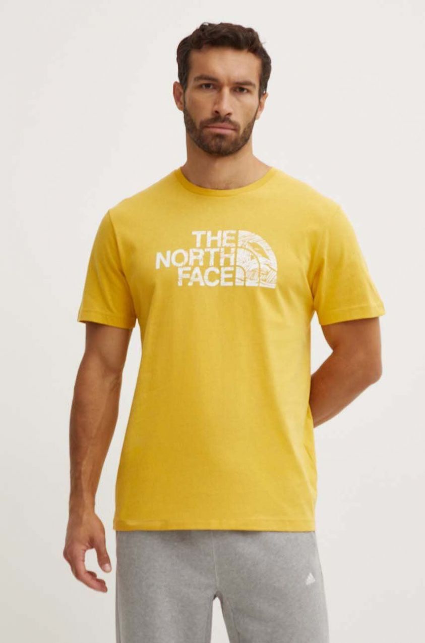 Bavlnené tričko The North Face pánske, žltá farba, s potlačou, NF0A87NXQOA1