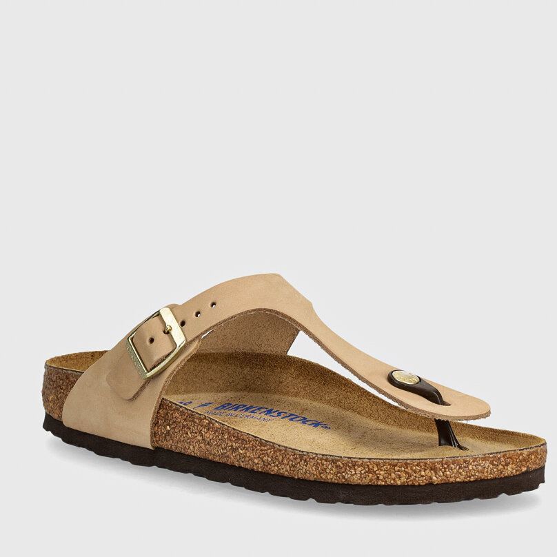 Nubukové šľapky Birkenstock Gizeh SFB béžová farba, na plochom podpätku, 1019014