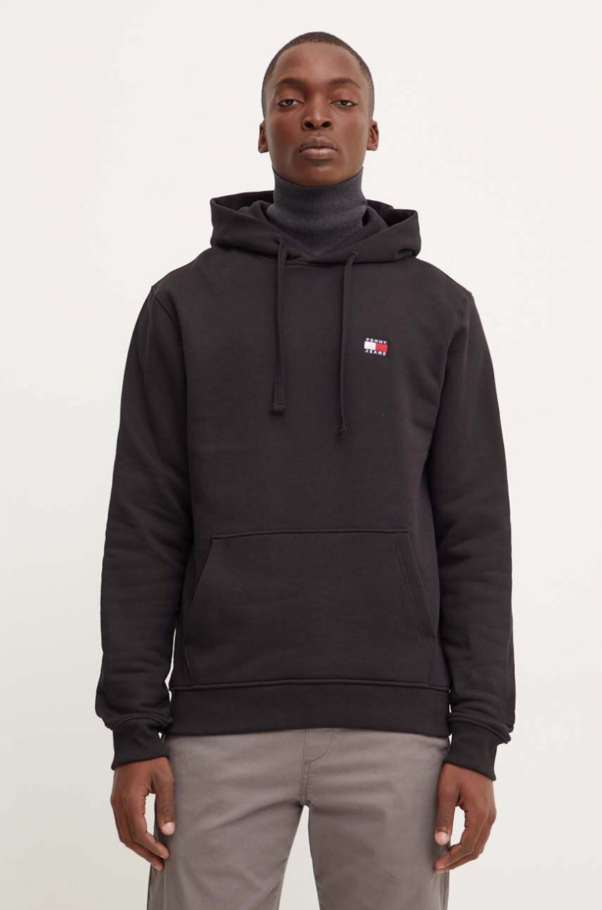 Bavlnená mikina Tommy Jeans pánska, čierna farba, s kapucňou, jednofarebná, DM0DM17988