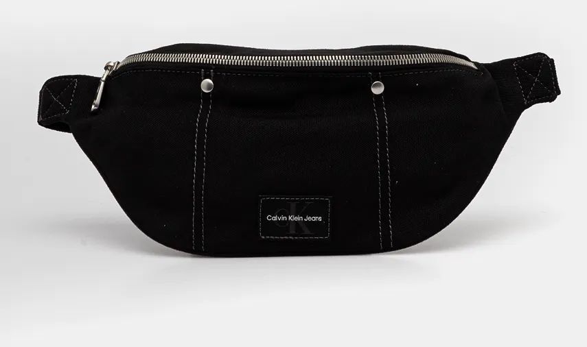 Ľadvinka Calvin Klein Jeans čierna farba, K50K512552