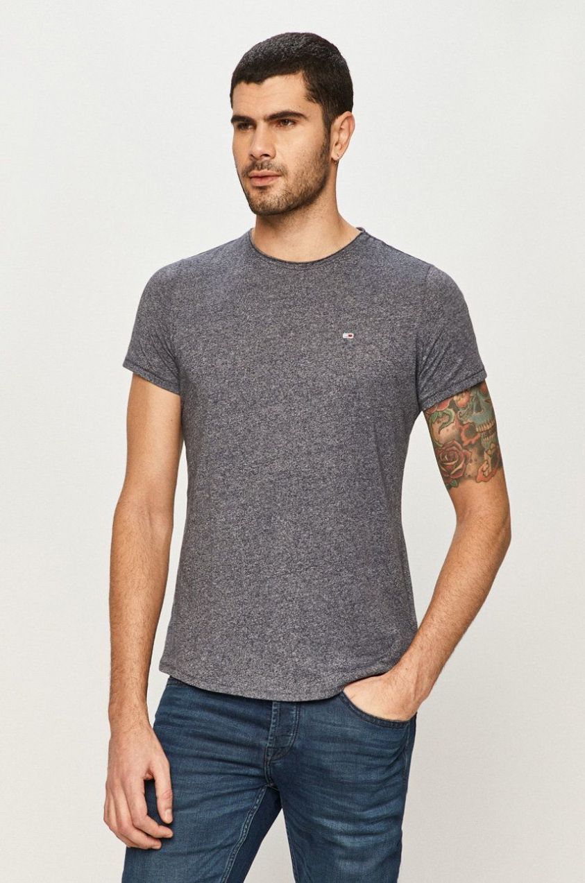 Tričko Tommy Jeans pánske, jednofarebné, DM0DM09586