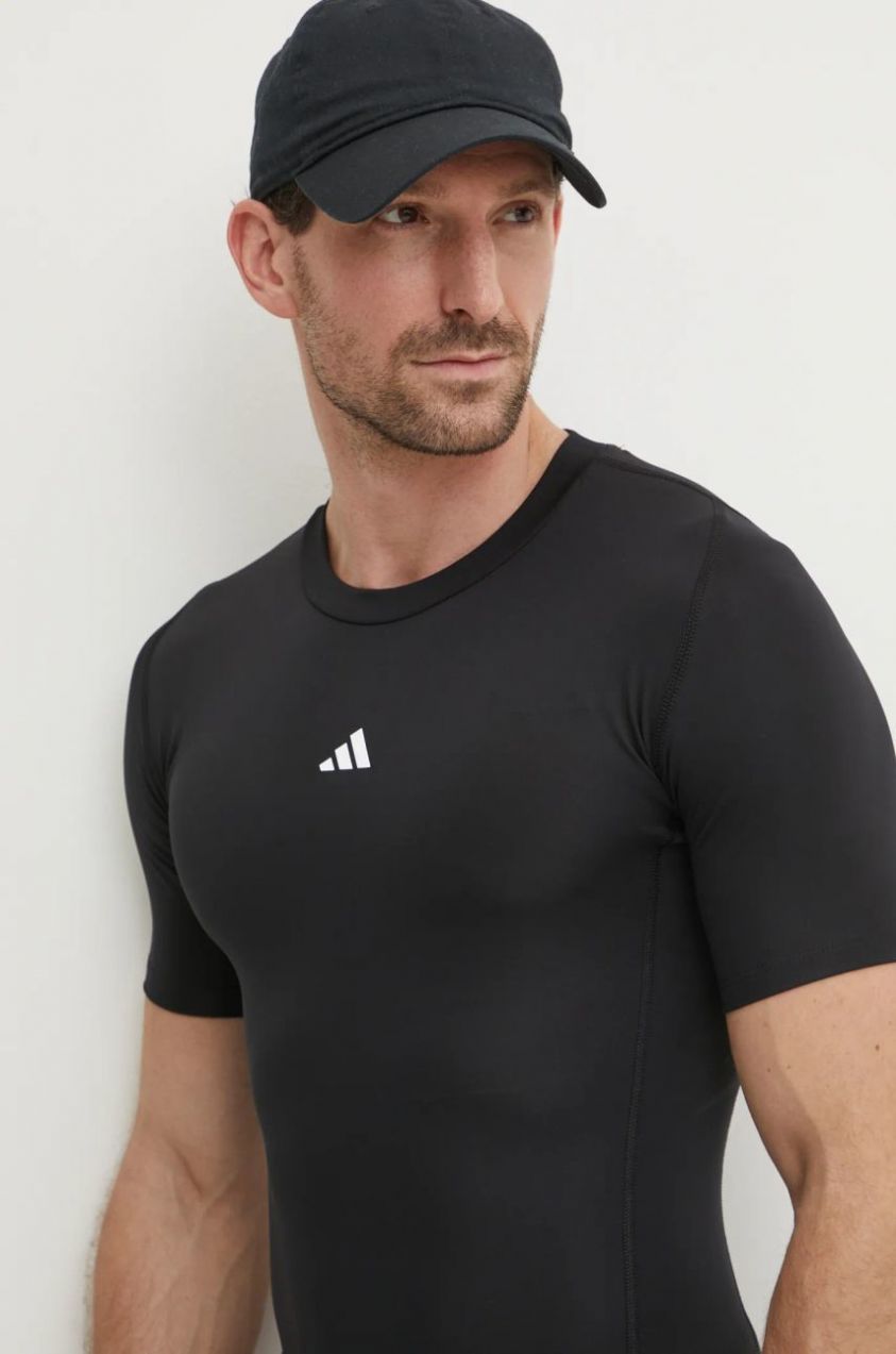 Tréningové tričko adidas Performance Techfit čierna farba, jednofarebné, JE6698