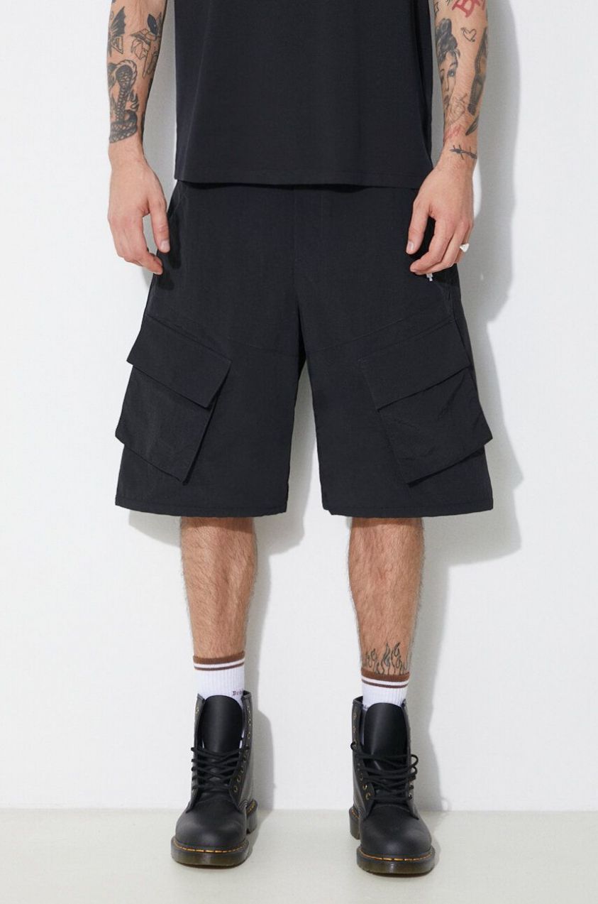 Šortky Marcelo Burlon Cross Nylon Cargo Shorts pánske, čierna farba, CMCS001S24FAB0011001