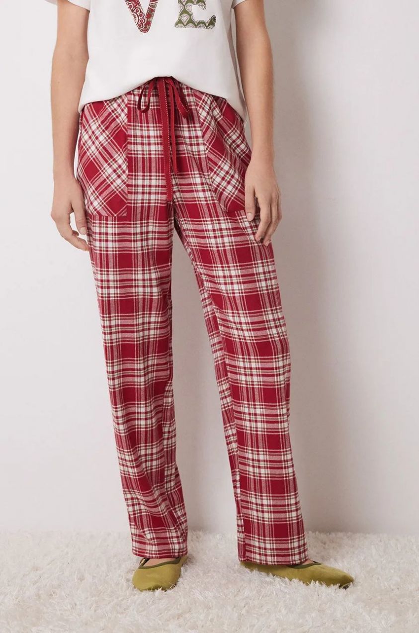 Pyžamové nohavice women'secret MIX AND MATCH LOVE ACTUALLY dámske, červená farba, 3708469