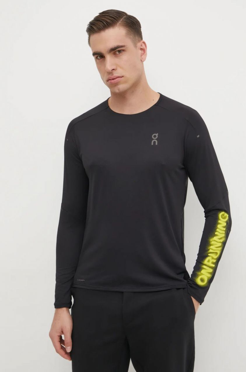 Bežecké tričko s dlhým rukávom ON running Performance čierna farba, s potlačou, 1ME30210553