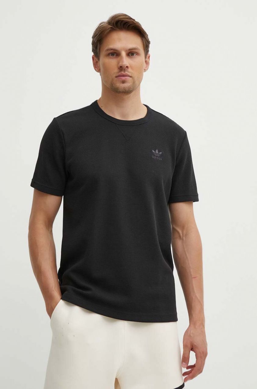 Tričko adidas Originals Essential pánske, čierna farba, jednofarebné, IW5804