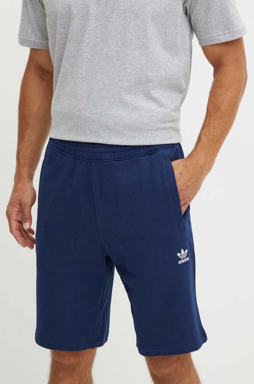 Bavlnené šortky adidas Originals Essential tmavomodrá farba, IY8521