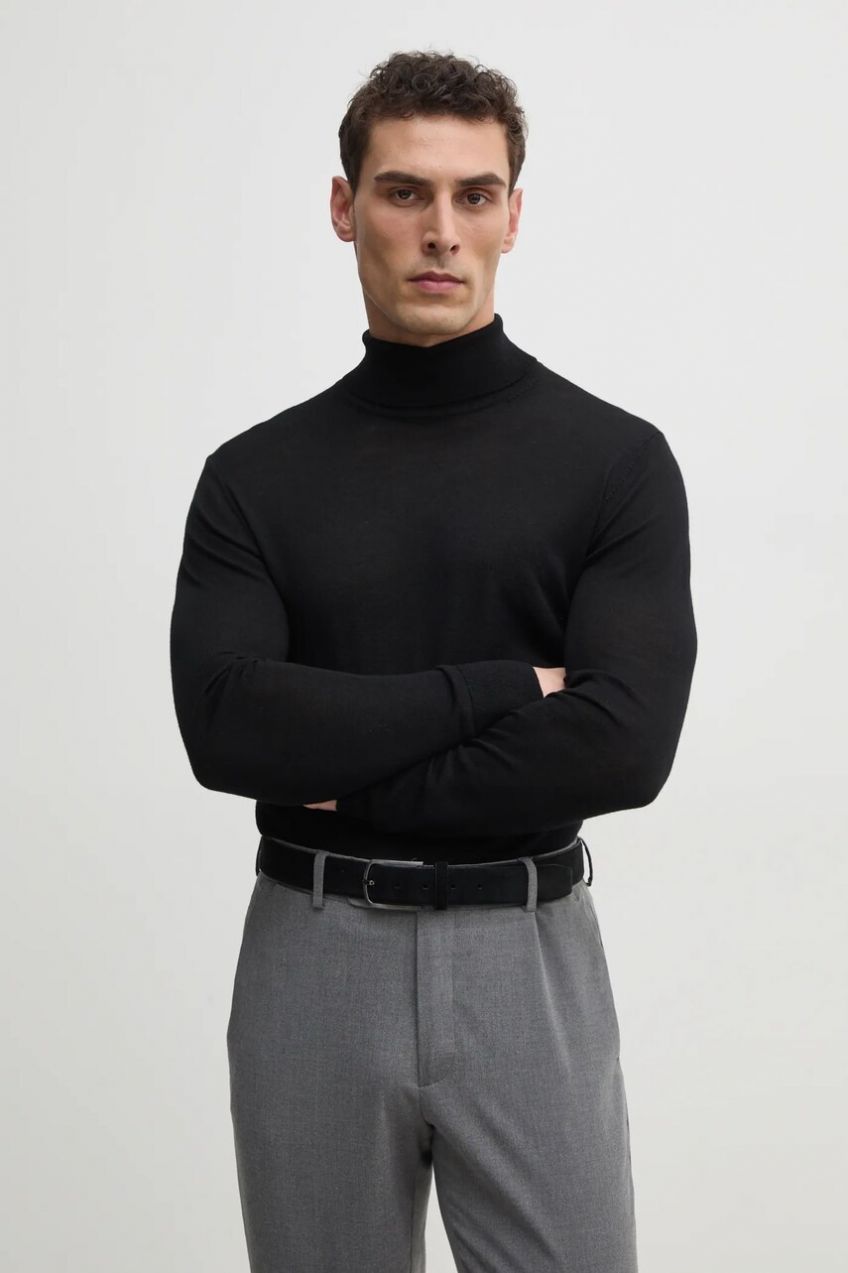 Vlnený sveter Karl Lagerfeld pánsky, čierna farba, tenký, s rolákom, 551309.655094