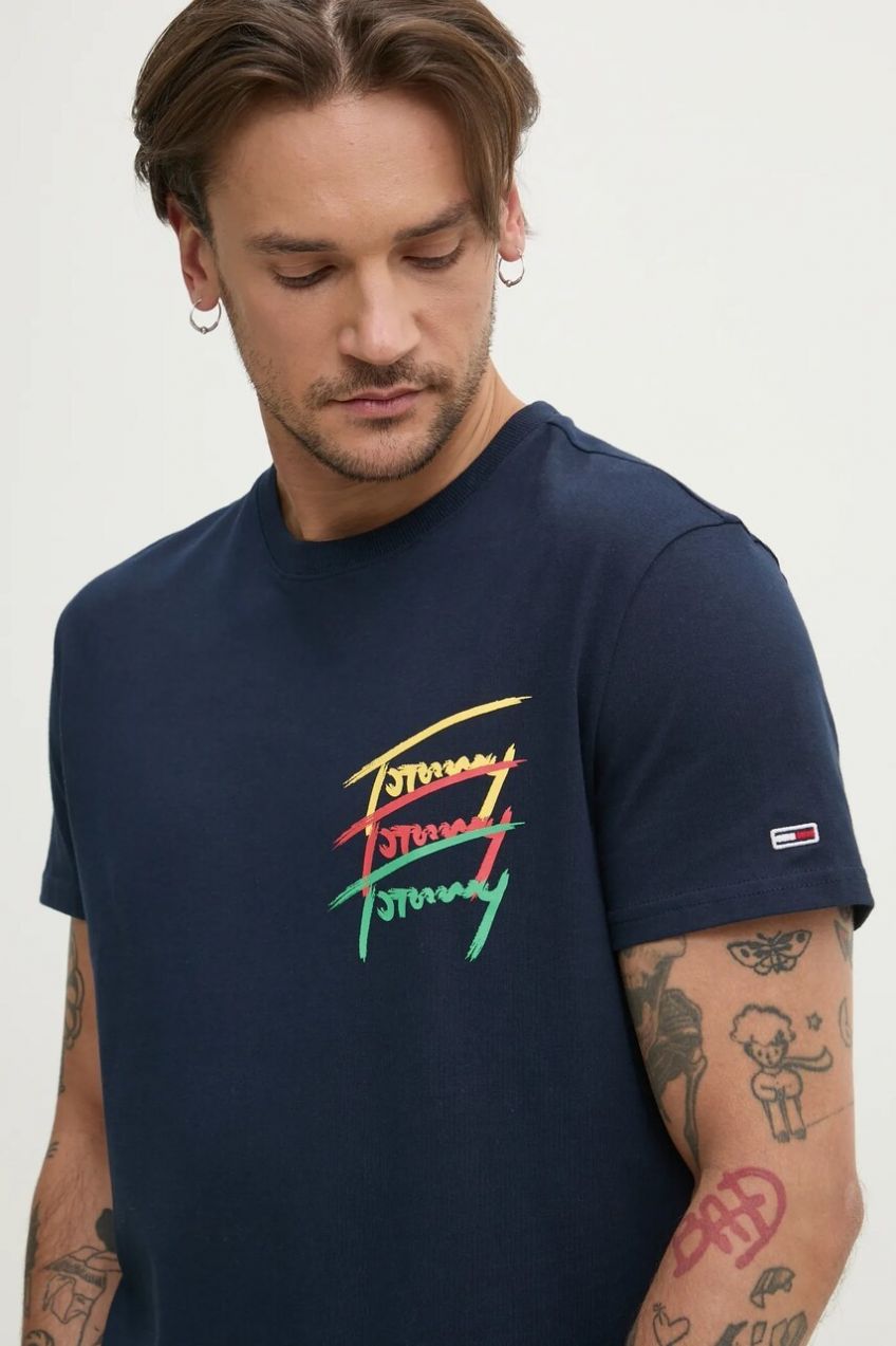 Bavlnené tričko Tommy Jeans pánske, tmavomodrá farba, s potlačou, DM0DM20771