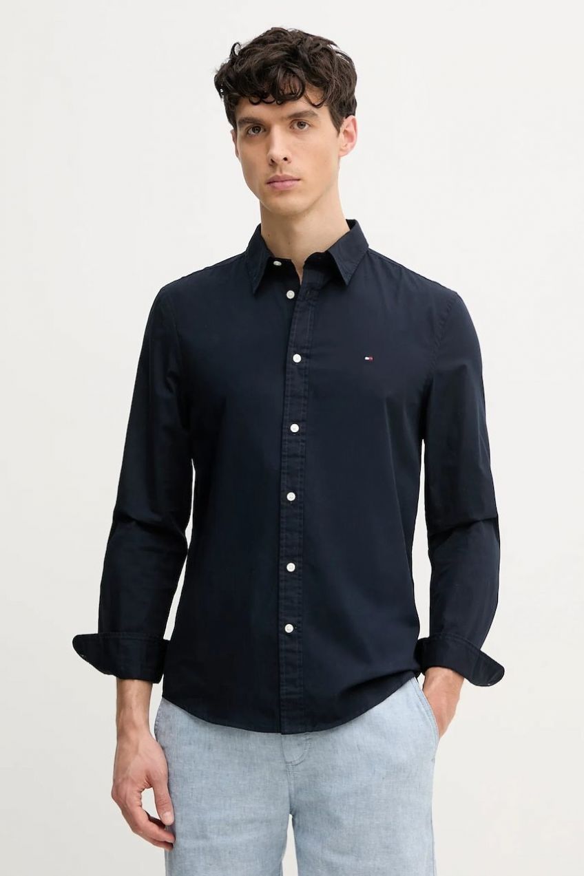 Bavlnená košeľa Tommy Hilfiger pánska, tmavomodrá farba, slim, s klasickým golierom, MW0MW38137