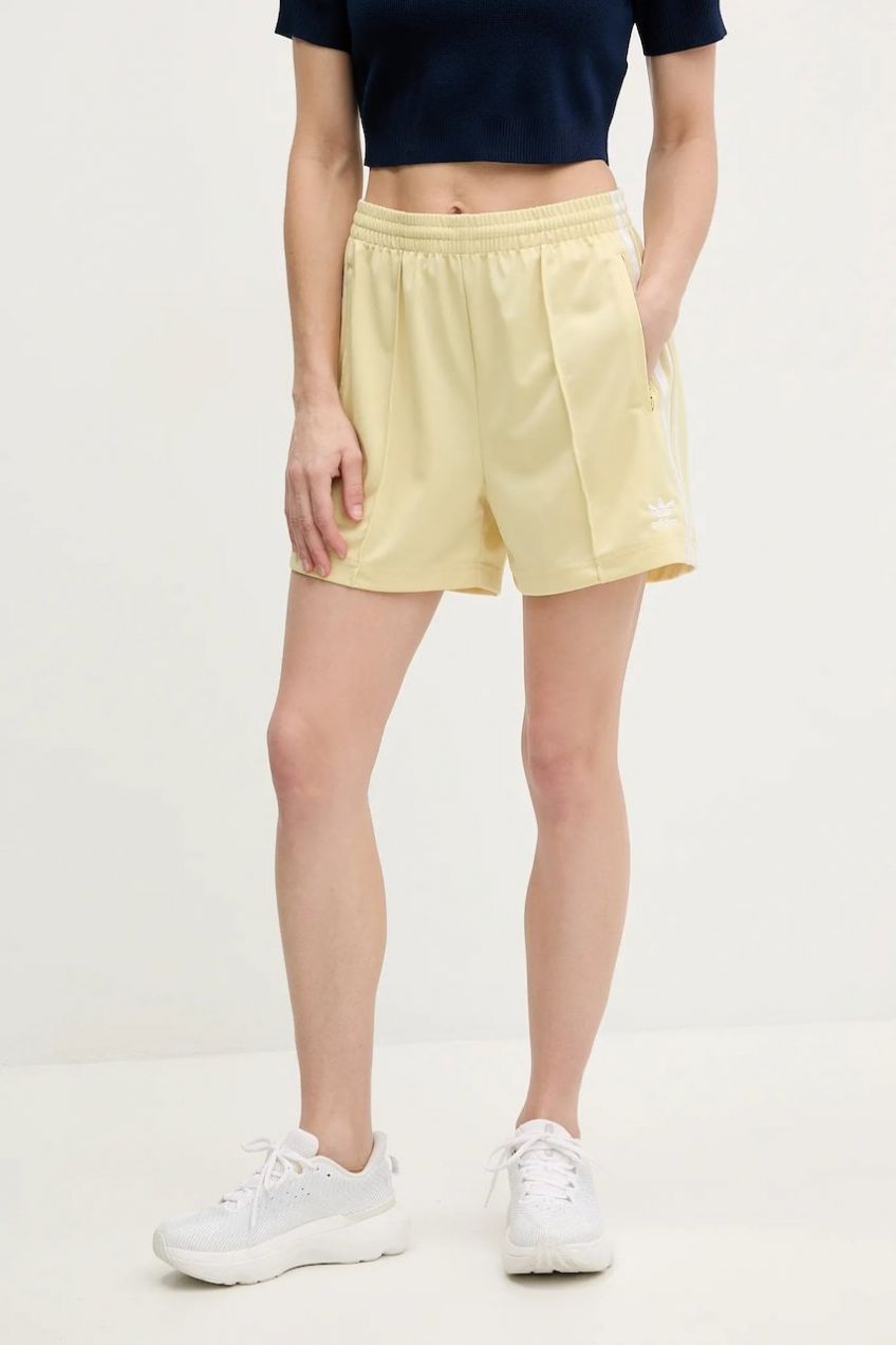 Šortky adidas Originals Firebird dámske, žltá farba, s nášivkou, vysoký pás, JD0820