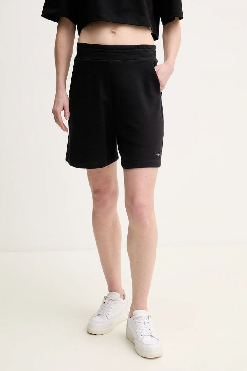Bavlnené šortky Calvin Klein Jeans dámske, čierna farba, jednofarebné, stredne vysoký pás, J20J225221