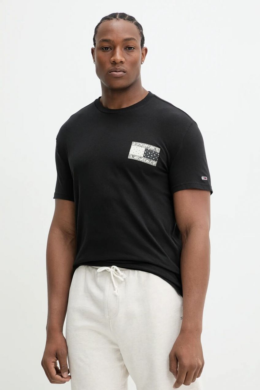 Bavlnené tričko Tommy Jeans pánske, čierna farba, s potlačou, DM0DM20774
