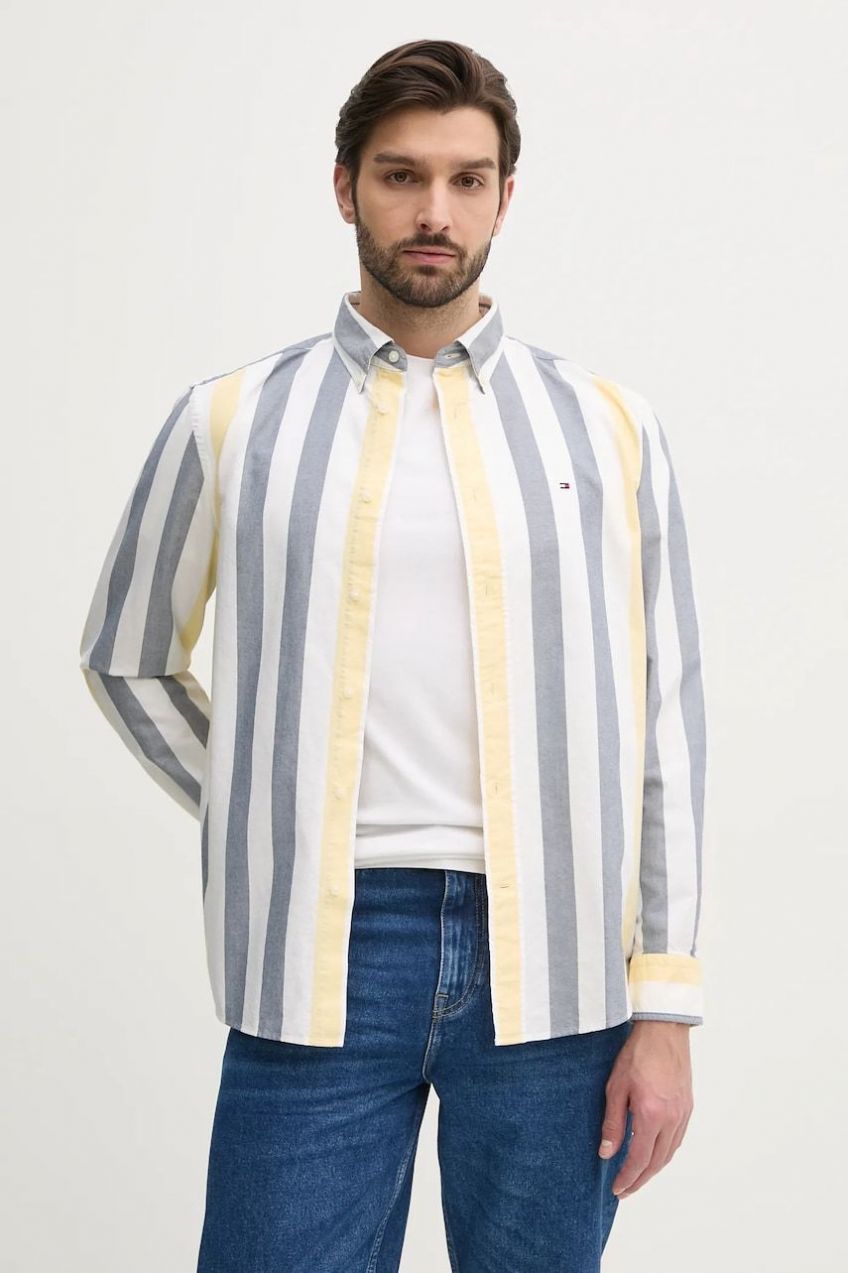 Bavlnená košeľa Tommy Hilfiger pánska, biela farba, voľný strih, s golierom button-down, MW0MW39160