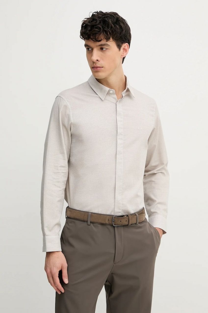 Bavlnená košeľa Armani Exchange pánska, béžová farba, regular, s klasickým golierom, XM000667 AF13169