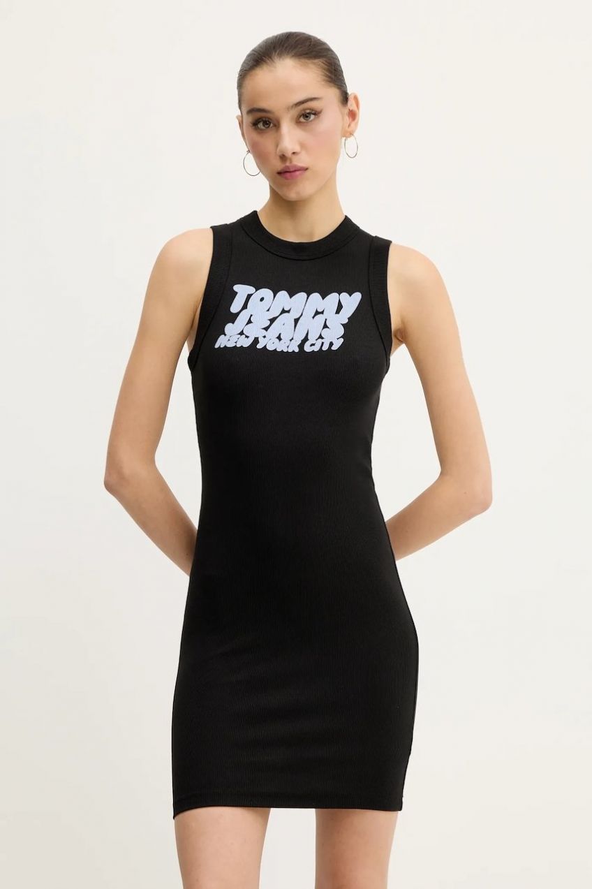 Šaty Tommy Jeans čierna farba, mini, priliehavé, DW0DW21351