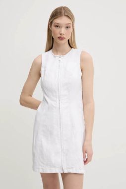 Rifľové šaty Tommy Jeans biela farba, mini, priliehavé, DW0DW20420