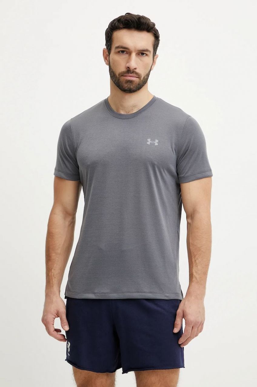 Bežecké tričko Under Armour Launch čierna farba, jednofarebné, 1382582