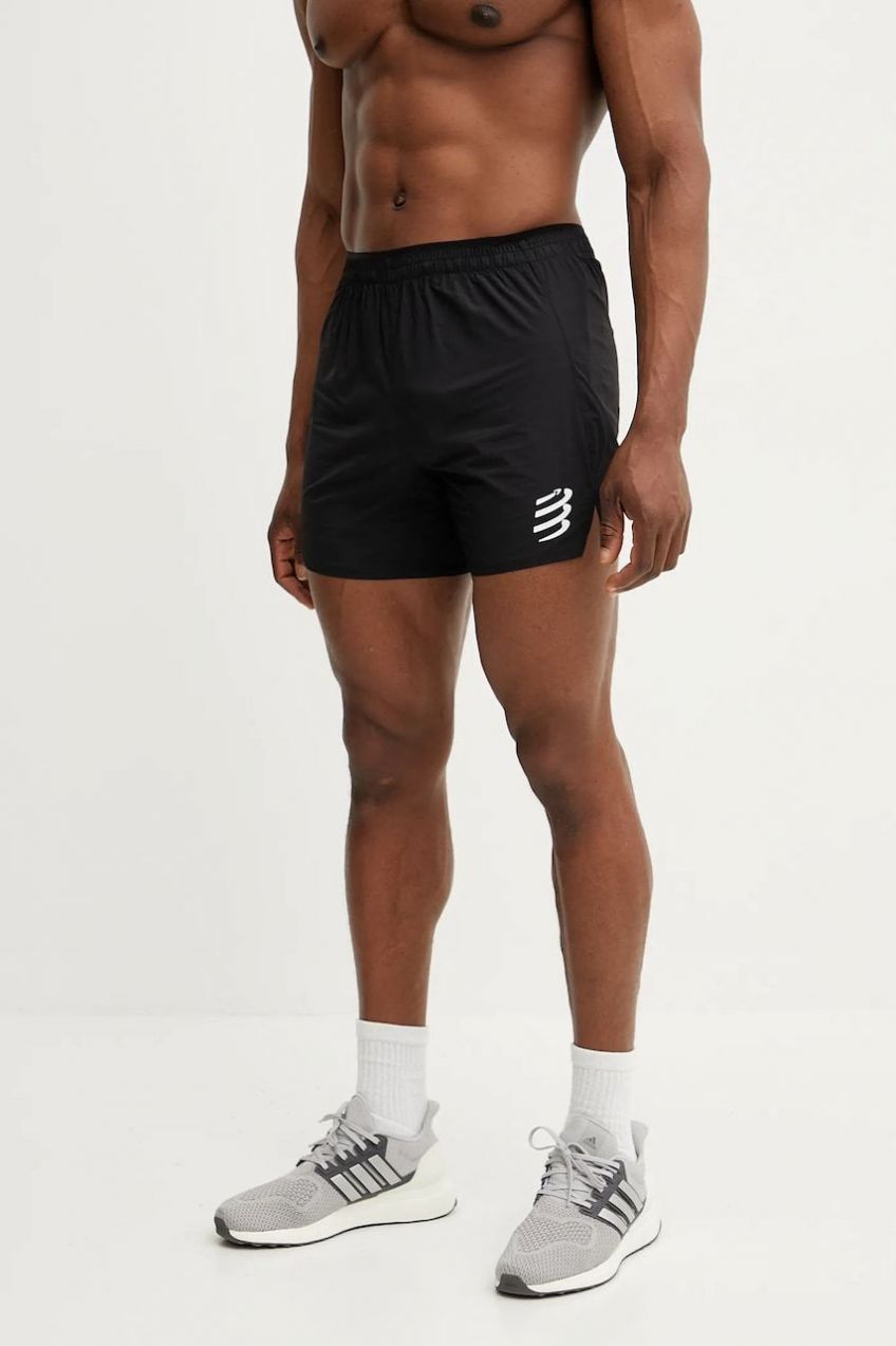 Tréningové šortky Compressport čierna farba, ASHM739