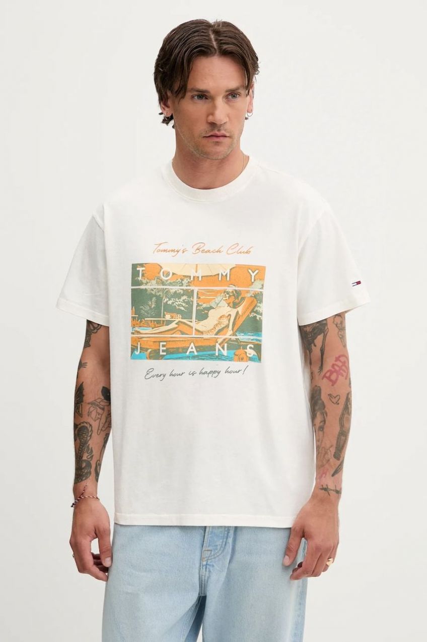 Bavlnené tričko Tommy Jeans pánske, béžová farba, s potlačou, DM0DM21387
