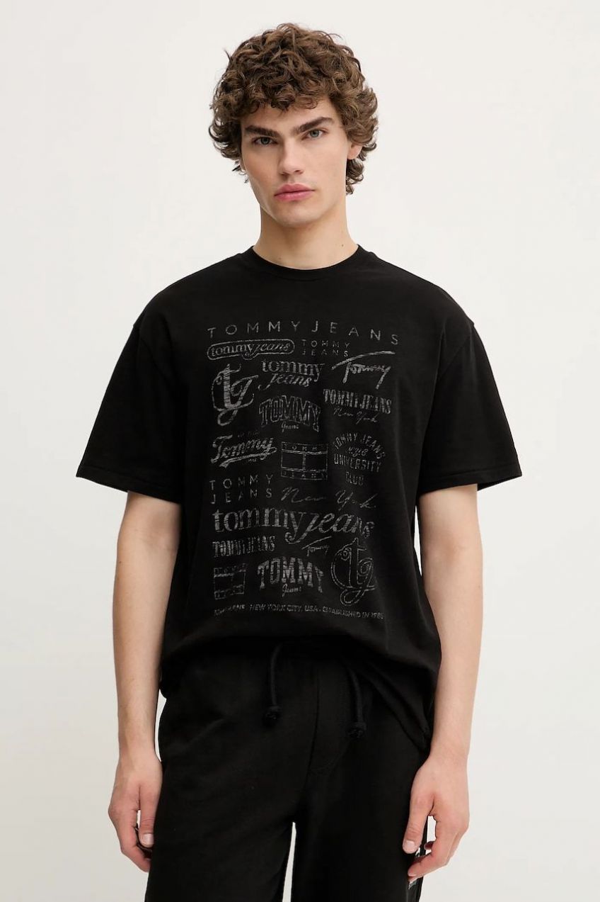 Bavlnené tričko Tommy Jeans pánske, čierna farba, s potlačou, DM0DM21584