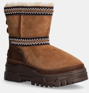 Semišové snehule UGG Classic Mini Trailgazer hnedá farba, 1158322-CHE