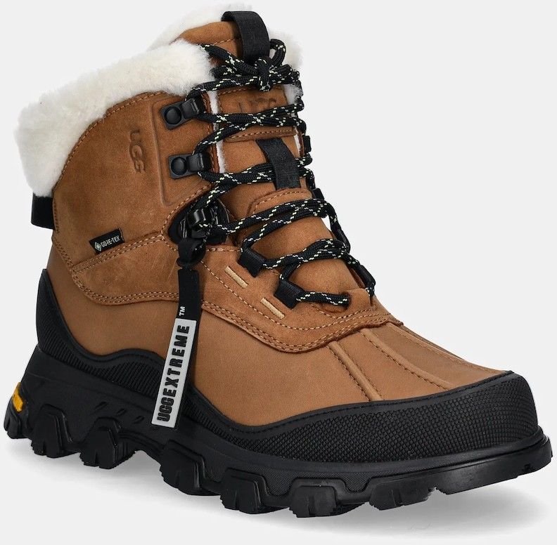Snehule UGG Adirondack Meridian Hiker hnedá farba, 1169032-CHE
