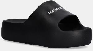 Šľapky Tommy Jeans TJW FLATFORM POOL SLIDE ESS dámske, čierna farba, na platforme, EN0EN02763