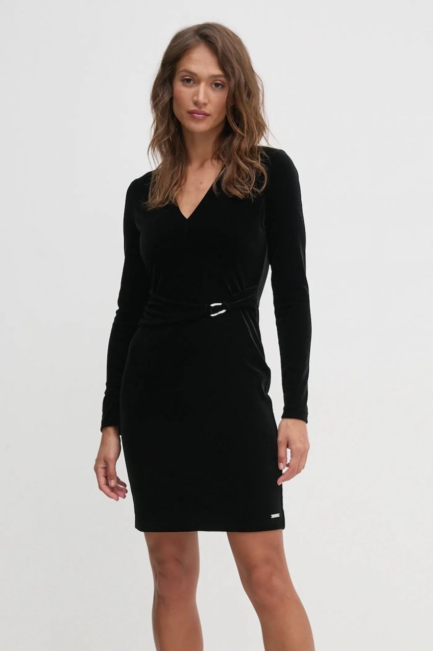 Zamatové šaty Calvin Klein čierna farba, mini, áčkový strih, K20K207483