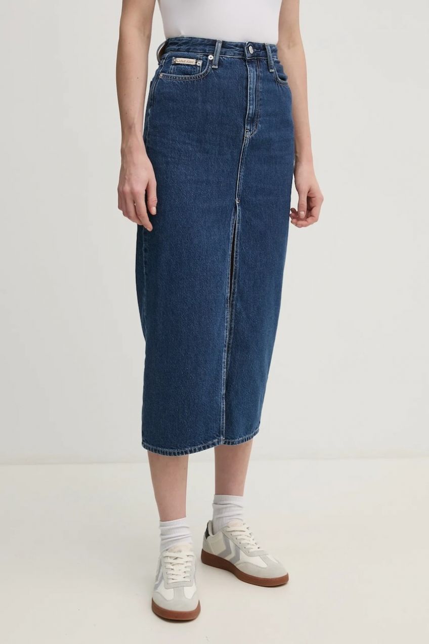 Rifľová sukňa Calvin Klein Jeans tmavomodrá farba, maxi, puzdrová, J20J224531