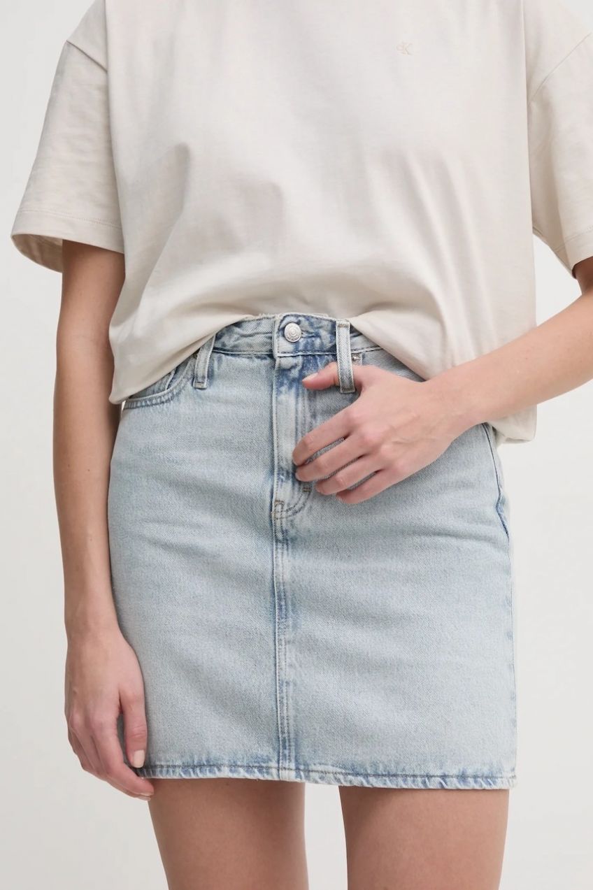 Rifľová sukňa Calvin Klein Jeans mini, áčkový strih, J20J224534