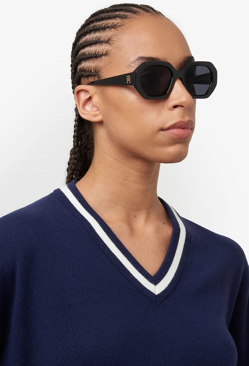 Slnečné okuliare Tommy Hilfiger dámske, čierna farba, TH 2155/S