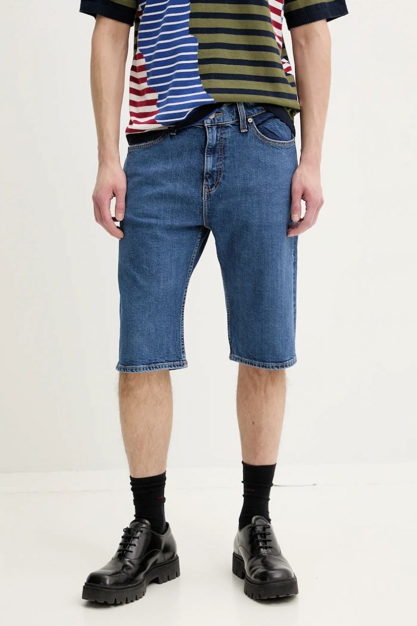 Rifľové krátke nohavice Tommy Jeans pánske, tmavomodrá farba, DM0DM21851