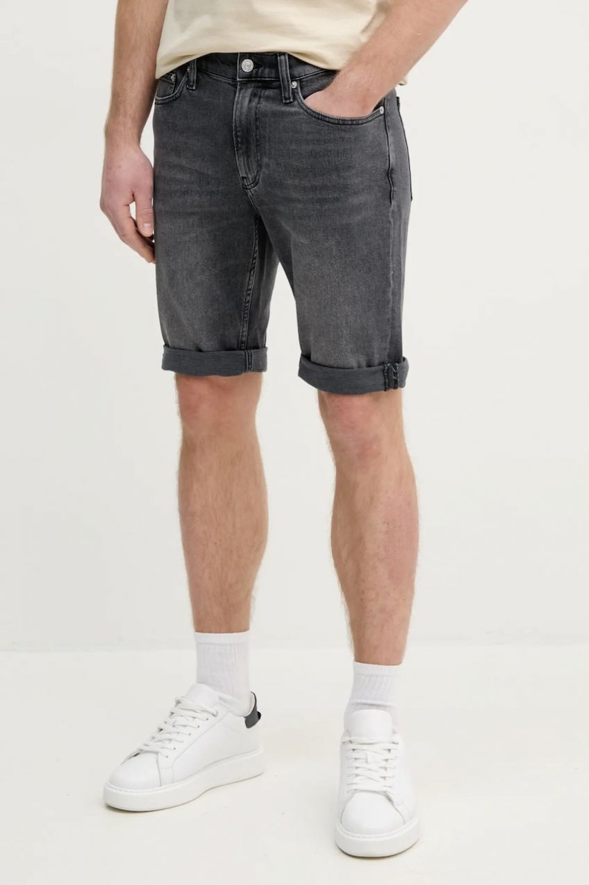 Rifľové krátke nohavice Calvin Klein Jeans pánske, šedá farba, J30J327515
