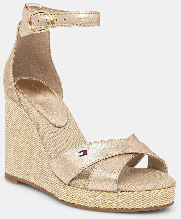 Sandále Tommy Hilfiger FLAG METALLIC HIGH WEDGE ESPAD zlatá farba, FW0FW08811