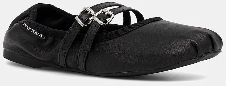 Kožené balerínky Tommy Jeans BALLERINA čierna farba, EN0EN02720