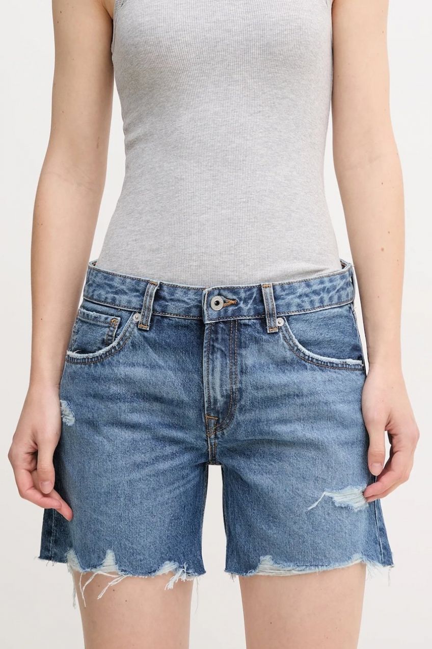 Bavlnené rifľové šortky Pepe Jeans REGULAR SHORT MW DISTRESSED dámske, jednofarebné, stredne vysoký pás, PL801186EE6