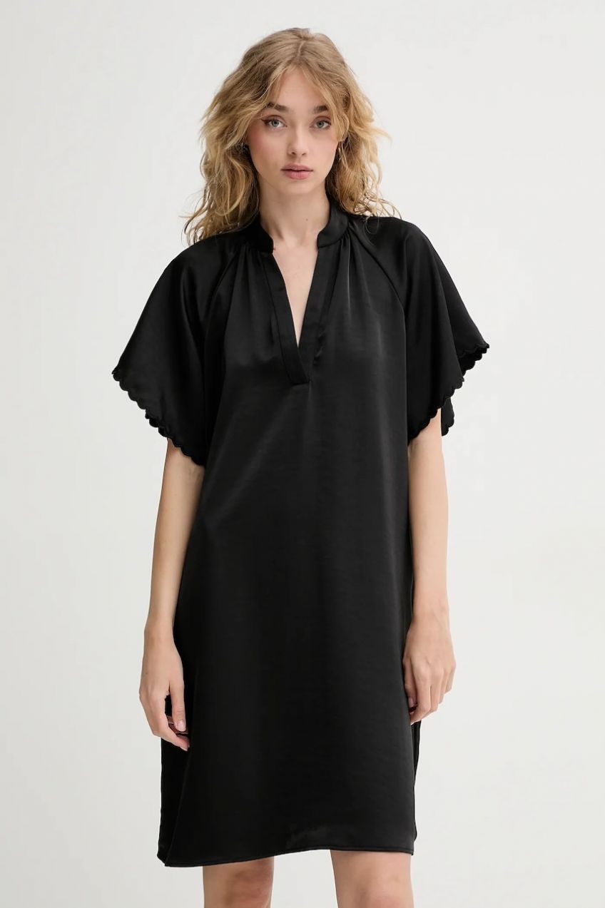 Šaty Bruuns Bazaar čierna farba, mini, oversize, BBW4490