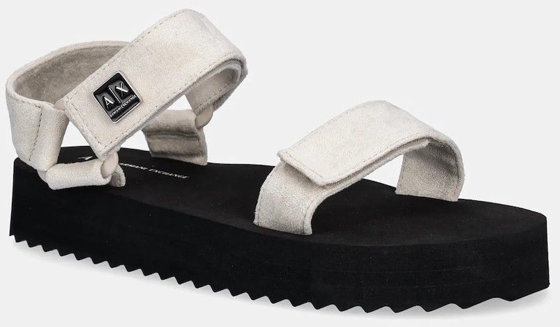 Sandále Armani Exchange béžová farba, na platforme, XDP064 XV928 01819