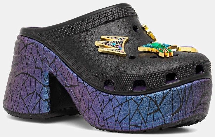 Šľapky Crocs Snow White Siren Clog čierna farba, na podpätku, 209827