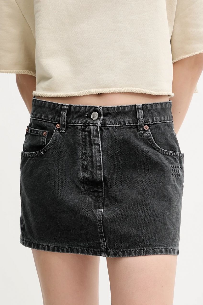 Sukňa MM6 Maison Margiela čierna farba, mini, puzdrová, S52MC0010