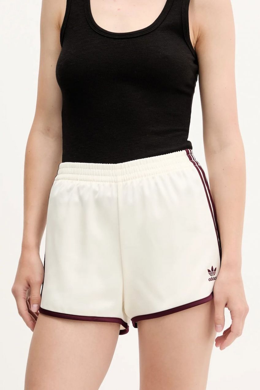Šortky adidas Originals 3-Stripes béžová farba, s nášivkou, vysoký pás, KA7739