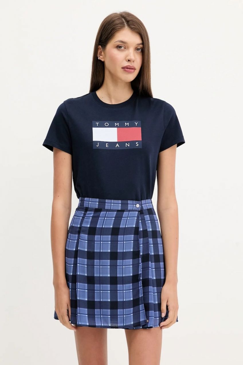 Bavlnené tričko Tommy Jeans dámske, tmavomodrá farba, DW0DW22562
