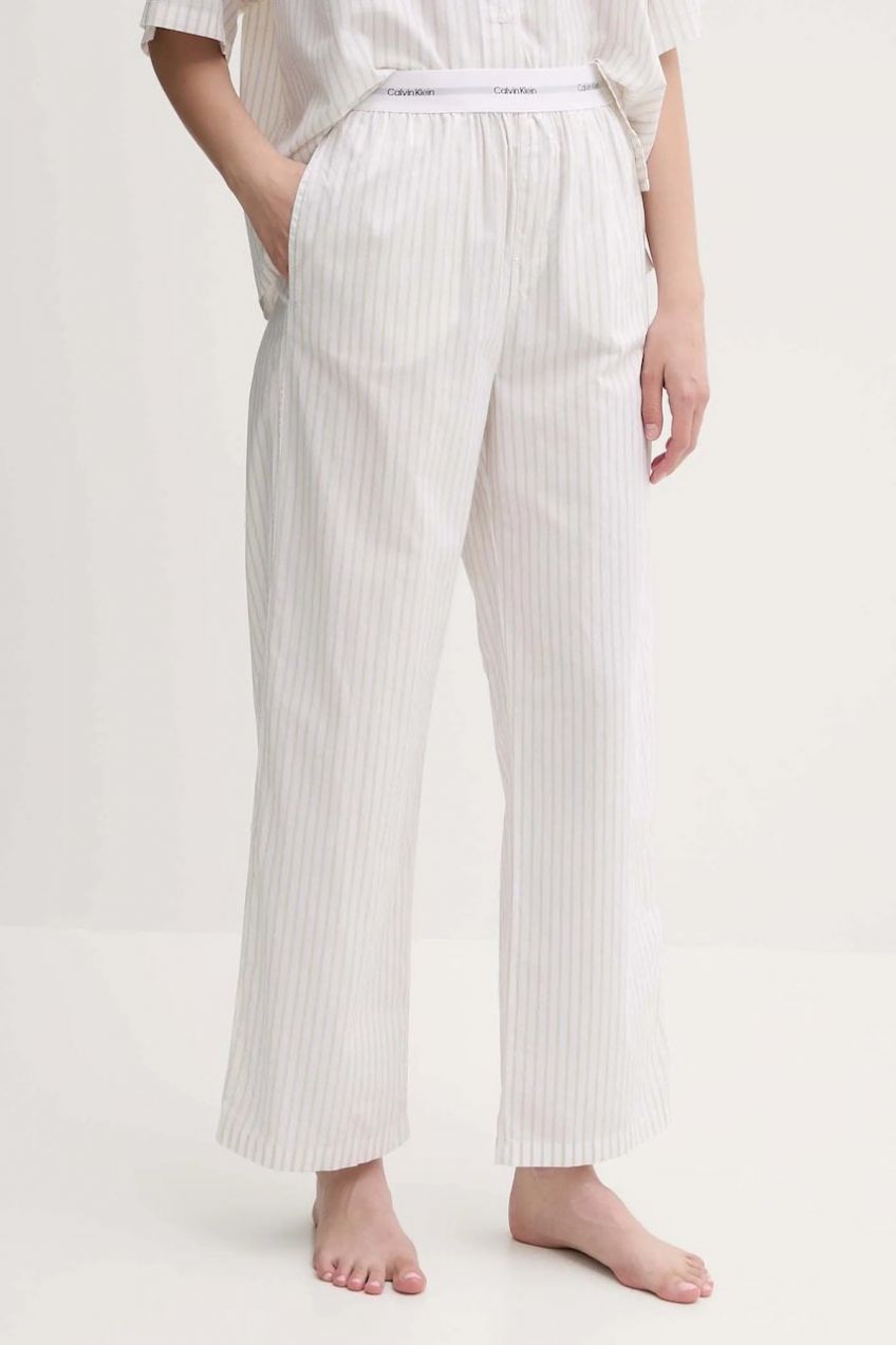 Bavlnené pyžamové nohavice Calvin Klein Underwear biela farba, LV00QS7410