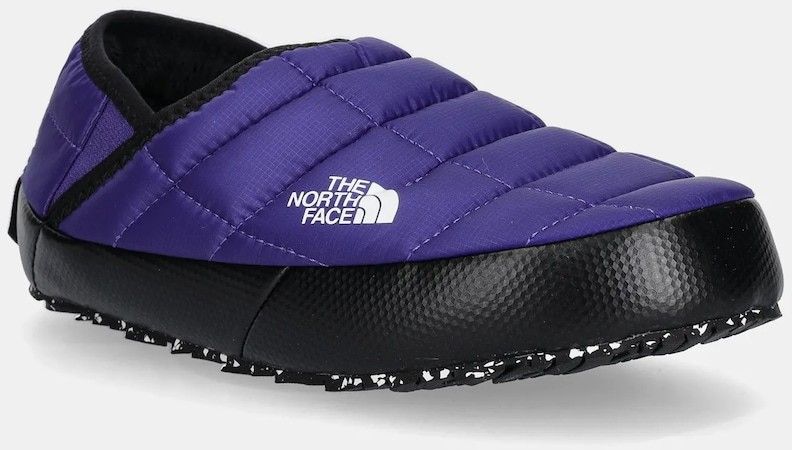 Papuče The North Face Thermoball Traction Mule V fialová farba, NF0A3V1HS961