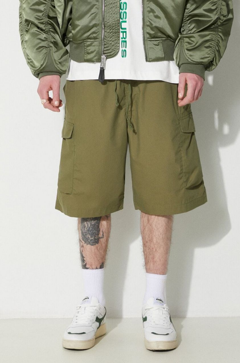 Šortky Universal Works Parachute Short pánske, zelená farba, 30159.OLIVE